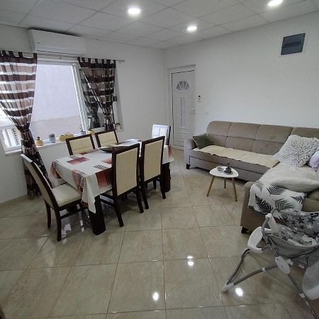 Apartman Magdalena Требине Екстериор снимка